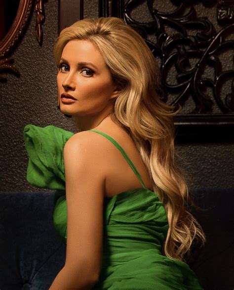 holly madison hot pics|Holly Madison pictures and photos